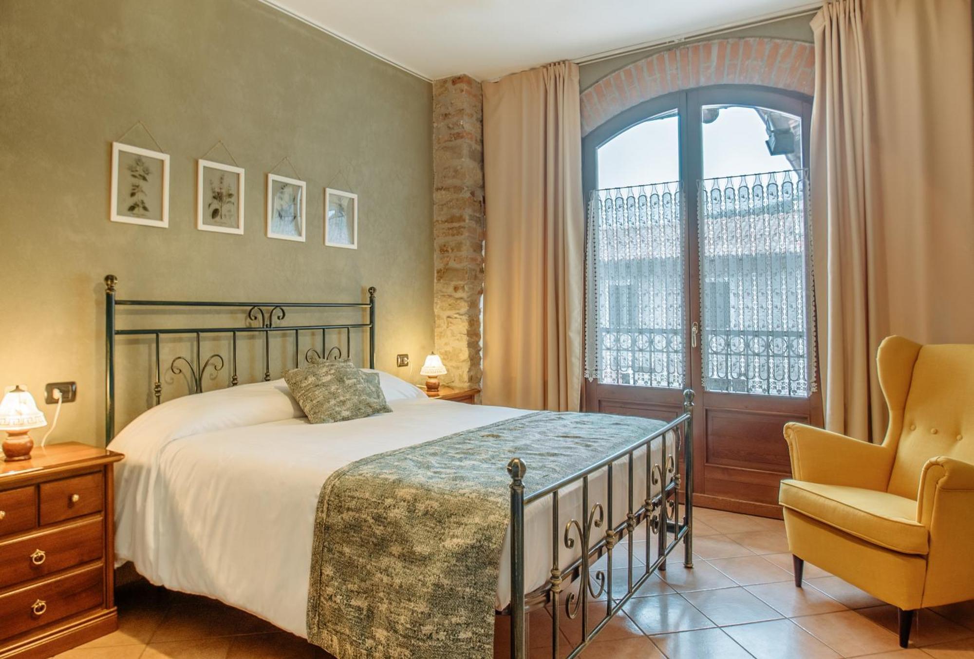 Agriturismo Tenuta San Giuseppe Cossano Belbo Eksteriør billede