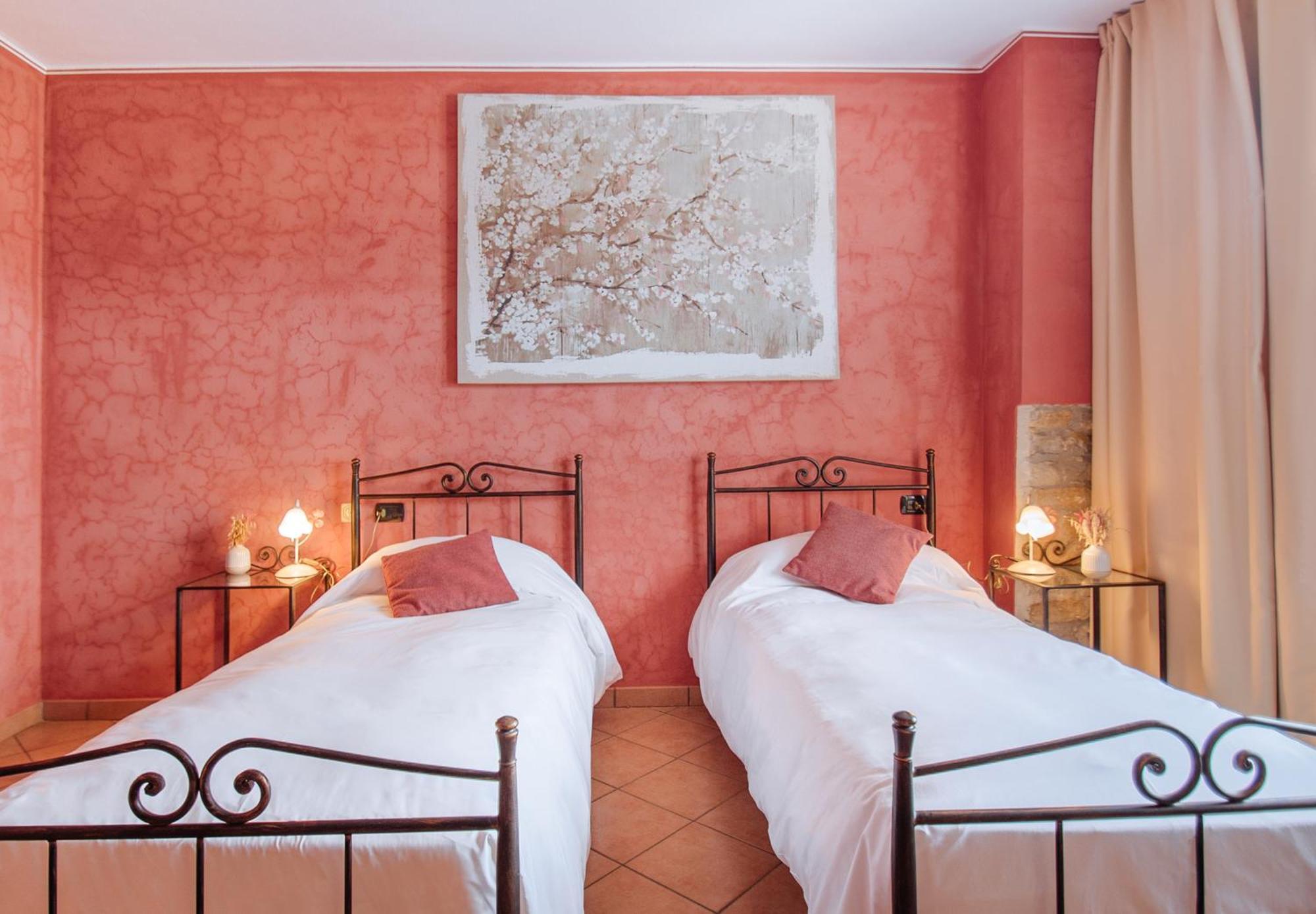 Agriturismo Tenuta San Giuseppe Cossano Belbo Eksteriør billede