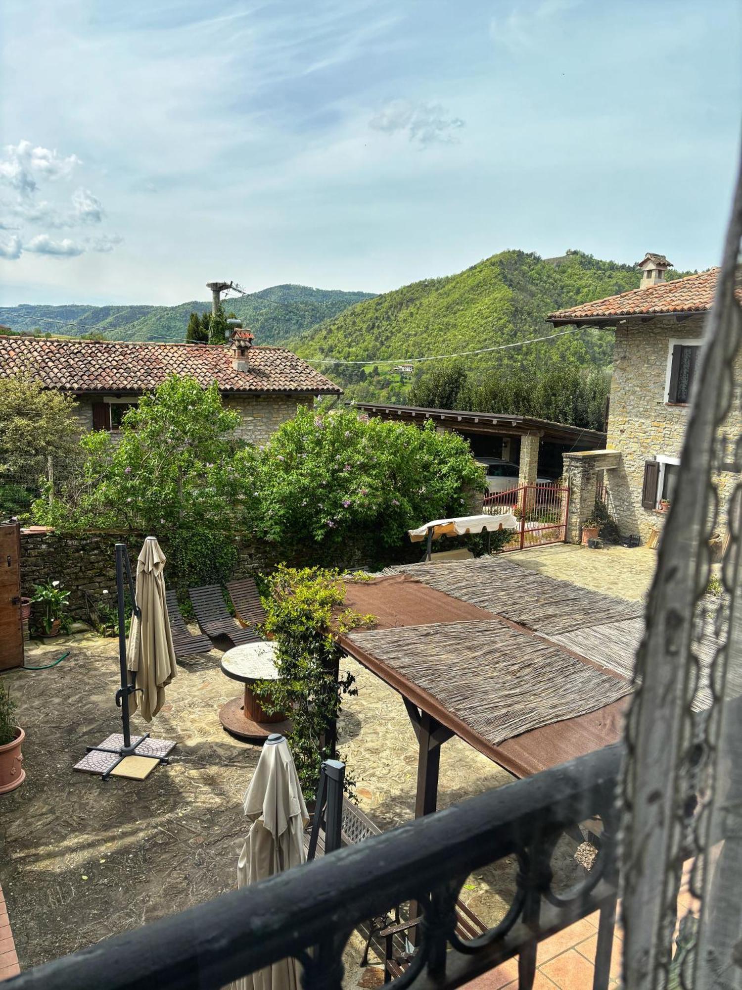 Agriturismo Tenuta San Giuseppe Cossano Belbo Eksteriør billede